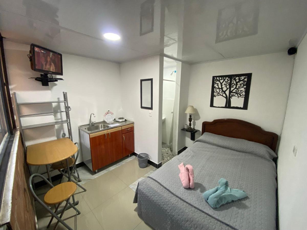 Apartaestudio Pequeno Privado Cerca Al Aeropuerto Apartment *